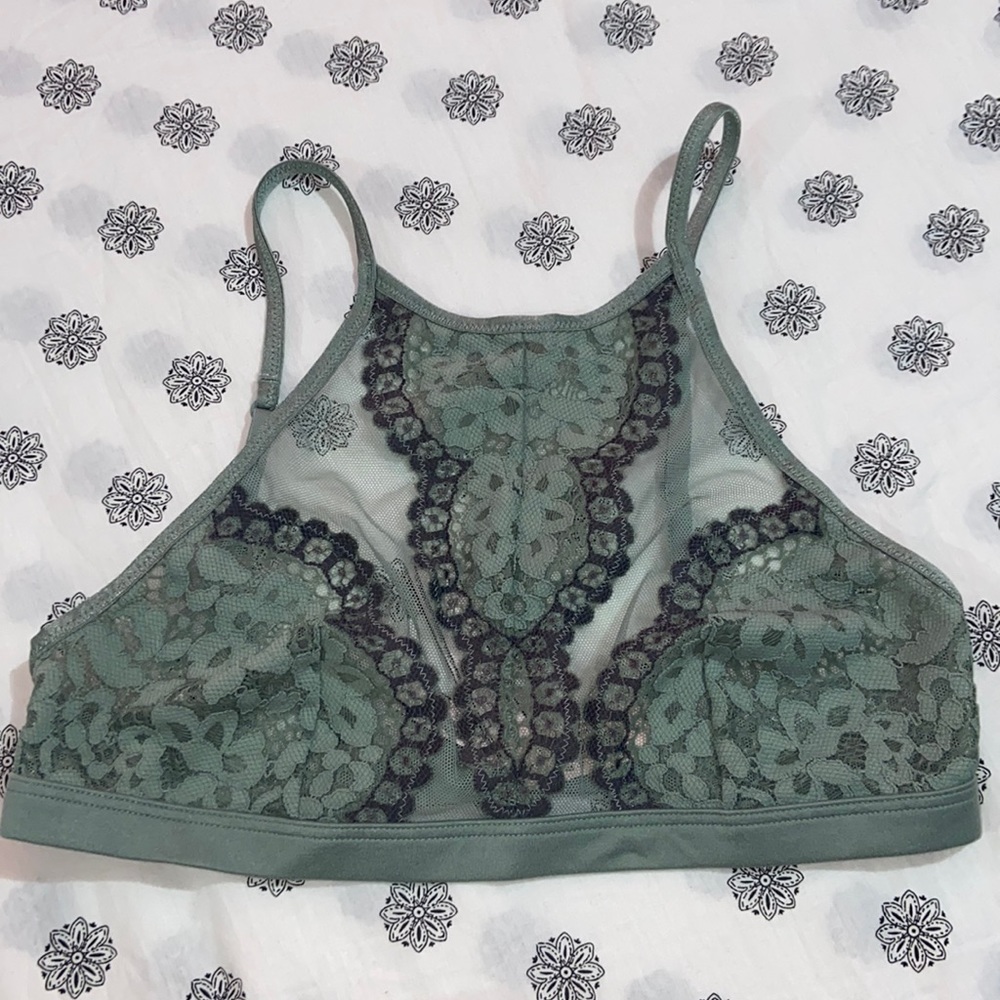 VS soft green bra